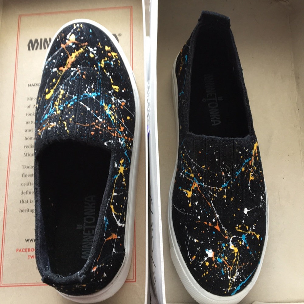 New Minnetonka Spray painted Slip on Sneakers 6